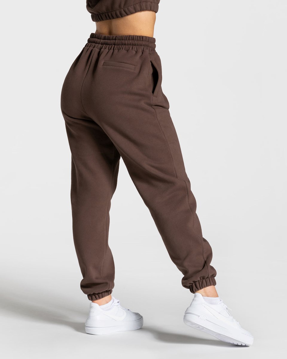 TEVEO College Oversized Jogger Dunkelbraun | FCRP53296