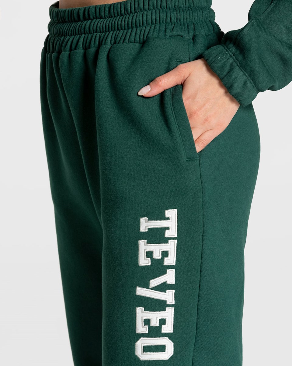 TEVEO College Oversized Jogger Dunkelgrün | JRAL23415